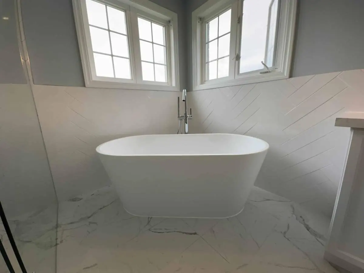 Fixture installation in Creemore